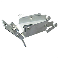 リベット構造による子部品